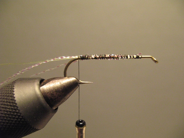 Bead Body Streamer