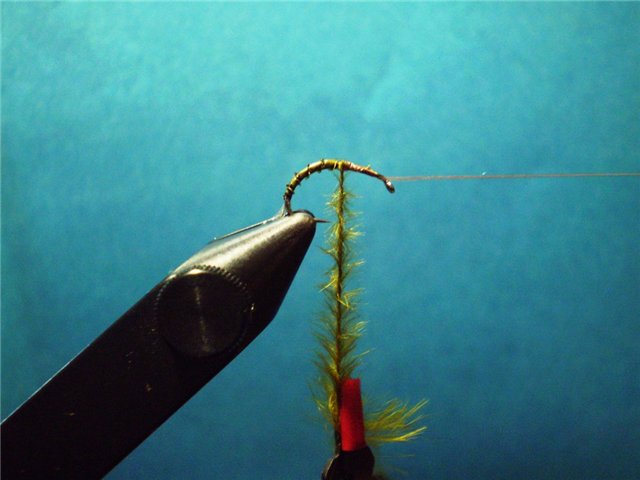 BWO TWISTED HACKLE EMERGER