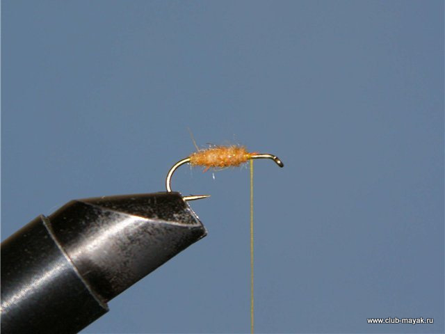 сухая мушка Balloon Caddis
