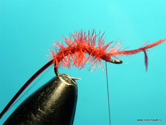 Мокрая мушка Bloodworm Мотыль
