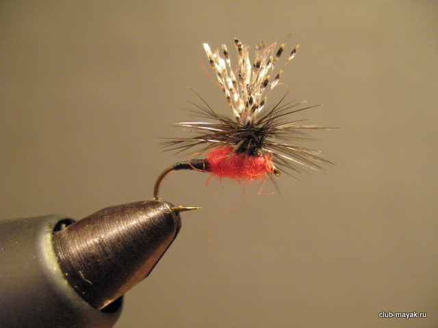 Сухая мушка Bloody Midge