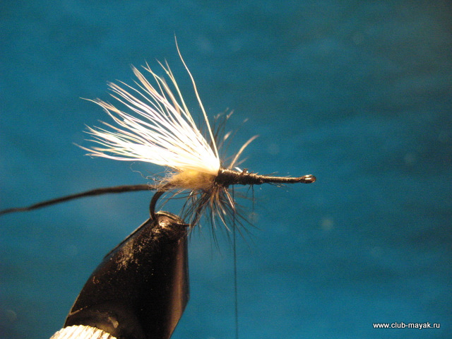 сухая мушка Chuk`s October Caddis