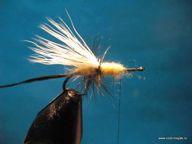 сухая мушка Chuk`s October Caddis