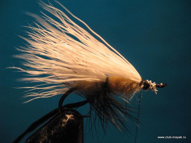 сухая мушка Chuk`s October Caddis