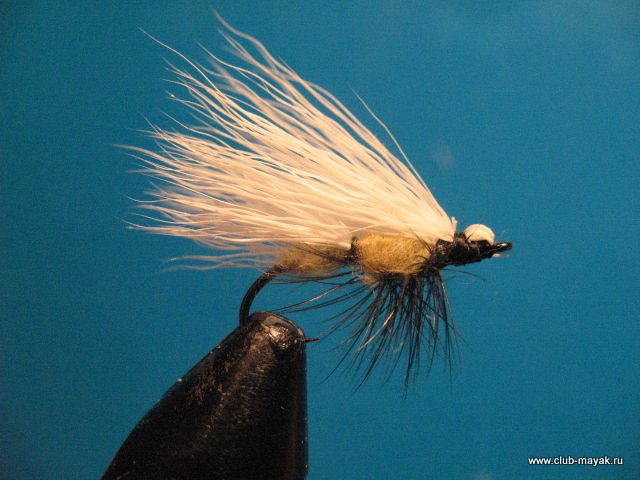 сухая мушка Chuk`s October Caddis