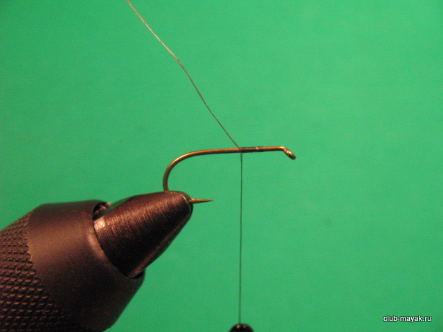 Сухая мушка Goddard Caddis