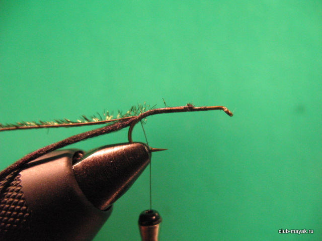 Сухая мушка Goddard Caddis