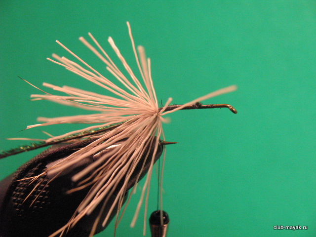 Сухая мушка Goddard Caddis