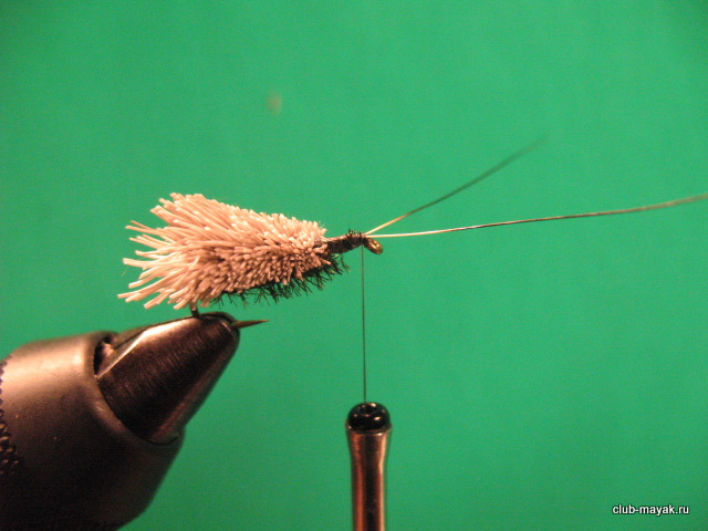 Сухая мушка Goddard Caddis