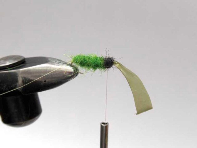 Нимфа Green Caddis Larvae