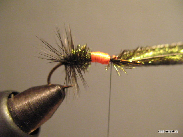 Сухая мушка Hot Spot Midge 