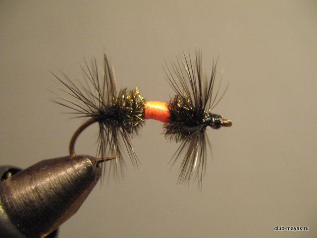 Сухая мушка Hot Spot Midge 