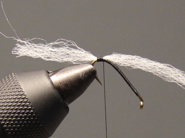 Suspender Hatching Midge Pupa