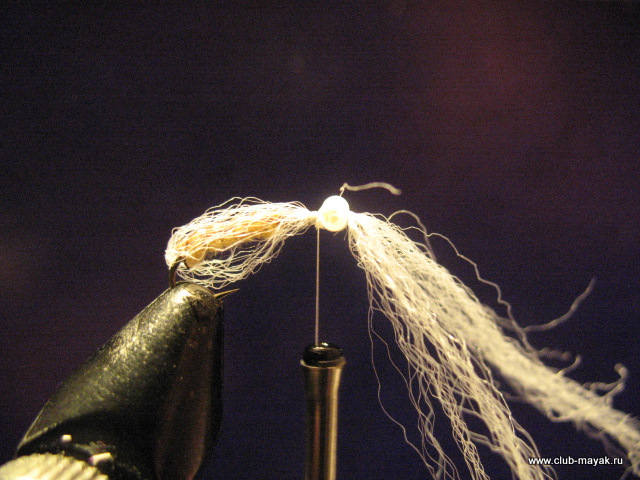Мокрая мушка Umbrella Gnat Emerger