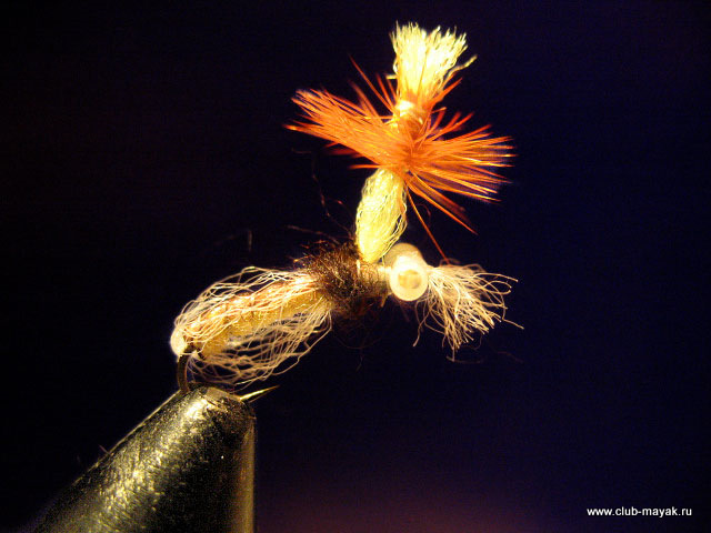 Мокрая мушка Umbrella Gnat Emerger