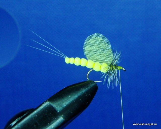 сухая мушка Yellow Mayfly
